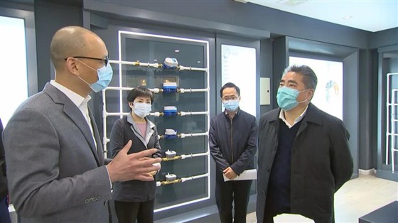 市委書記、市人大常委會主任項雪龍到騰越科技調(diào)研一季度生產(chǎn)經(jīng)營情況 